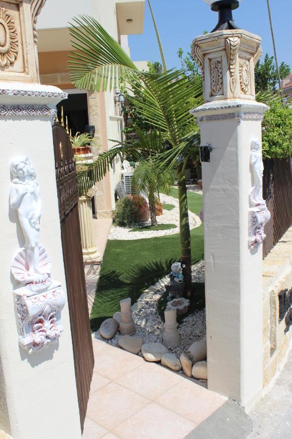 Ivoton Home Paphos Exteriör bild