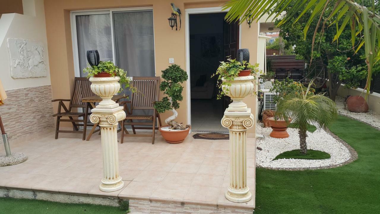 Ivoton Home Paphos Exteriör bild